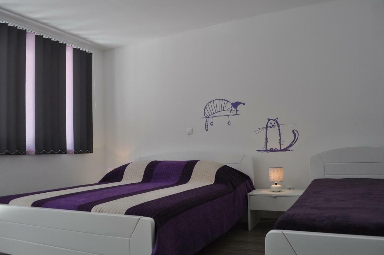Bay Sascica Apartman Sali  Kültér fotó